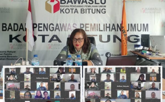 foto ketua dan peserta dalam zoom meeting