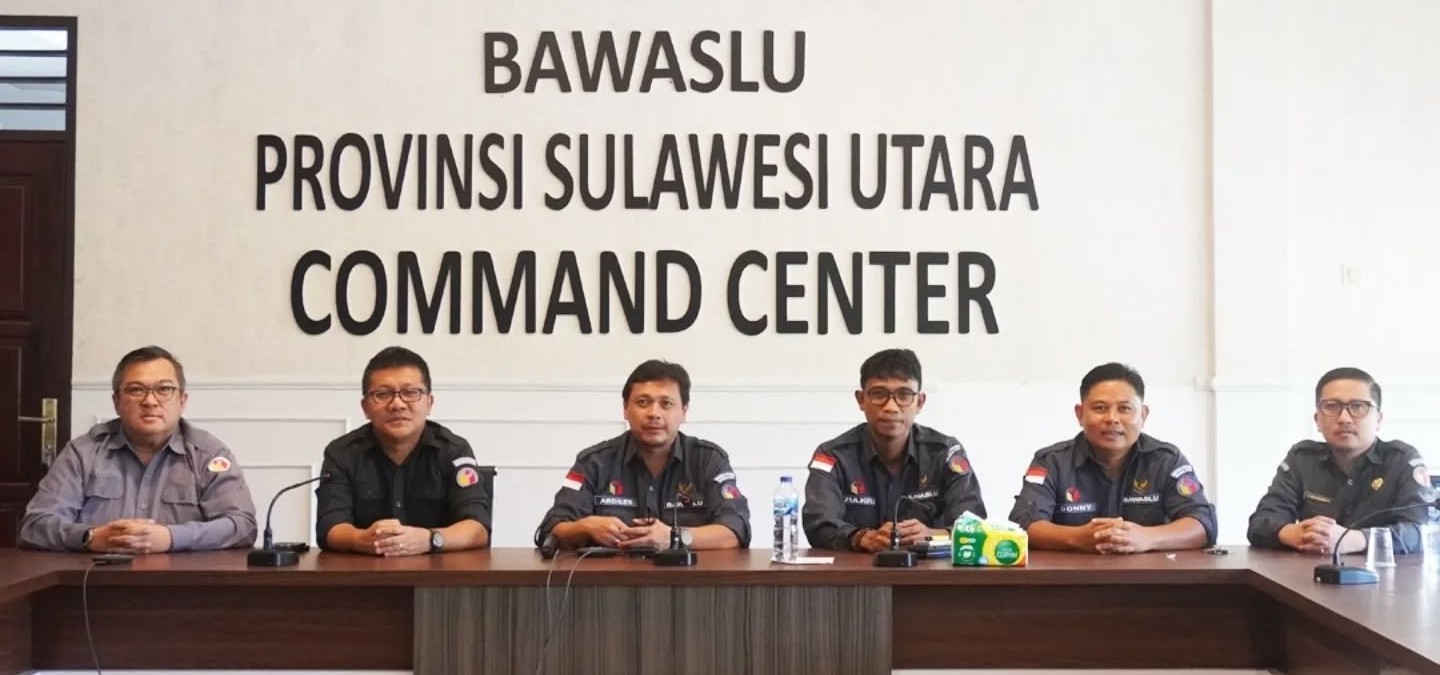 foto ketua dan anggota bawaslu provinsi sulut