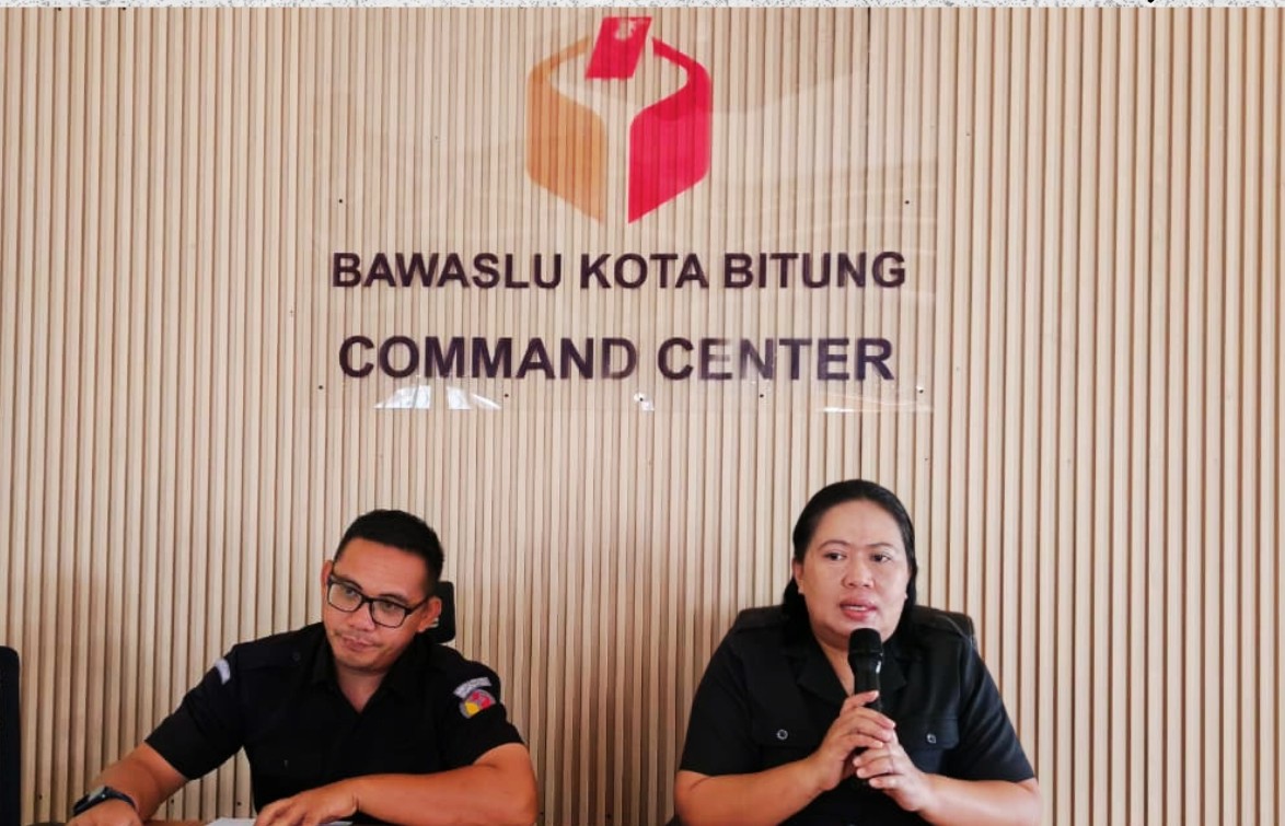 Kepala Sekretariat Bawaslu Kota Bitung dan Kasubag P3SPH