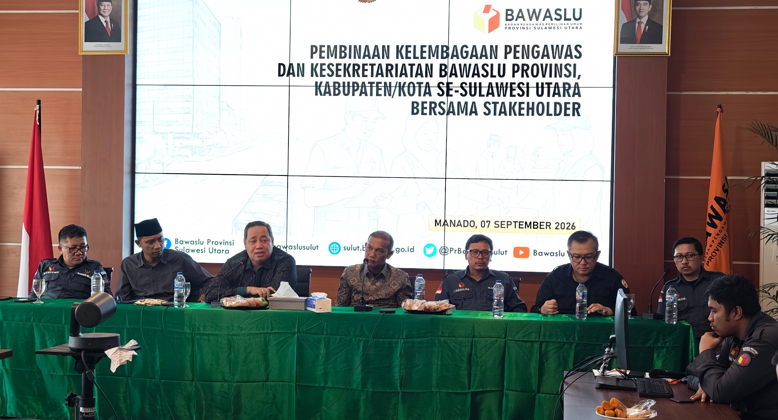 foto rapat