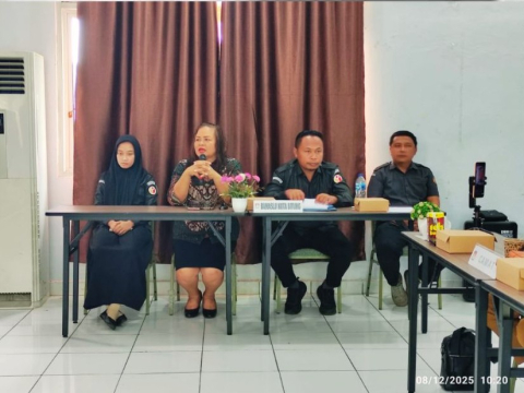 foto ketua dan anggota bawaslu Bitung