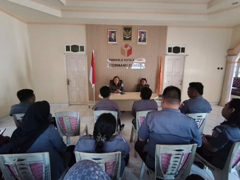 foto rapat kerja