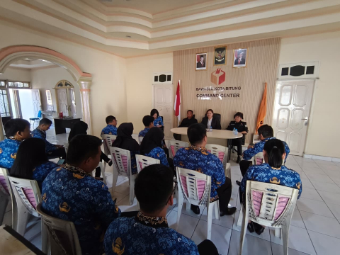 foto rapat kerja