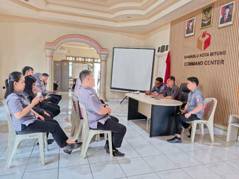 foto rapat kerja