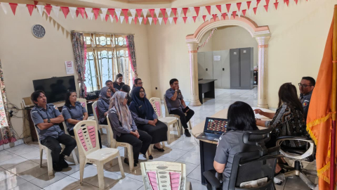 foto rapat kerja