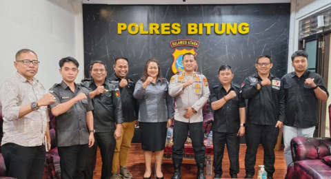 foto rapat kerja