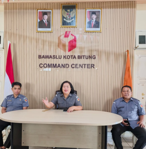 foto rapat kerja