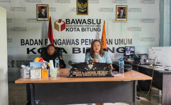 foto ketua dan anggota Bawaslu Bitung