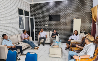 foto rapat 