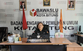 Foto ketua Bawaslu Kota Bitung