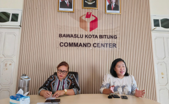 Foto saat rapat